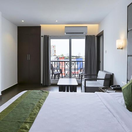 Hotel Crown Suites Kochi Eksteriør billede