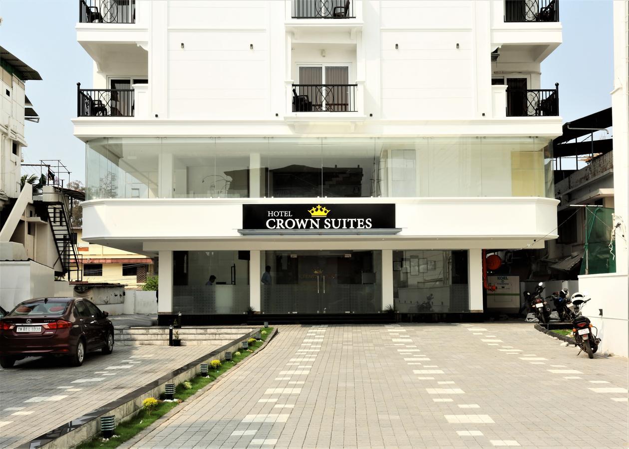 Hotel Crown Suites Kochi Eksteriør billede