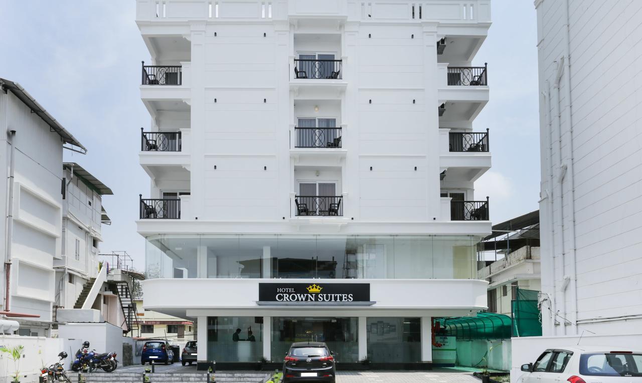 Hotel Crown Suites Kochi Eksteriør billede