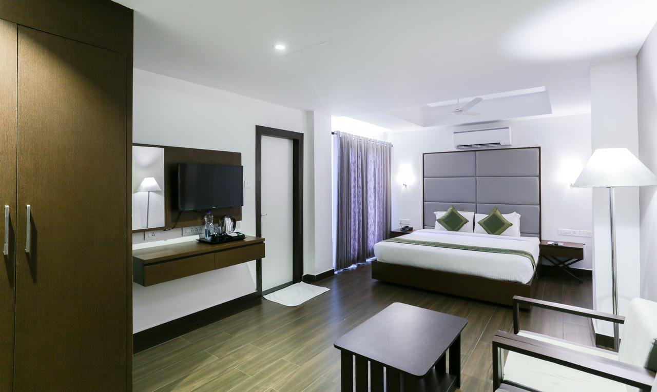 Hotel Crown Suites Kochi Eksteriør billede