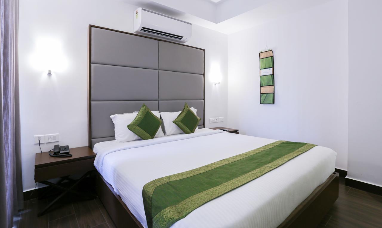 Hotel Crown Suites Kochi Eksteriør billede