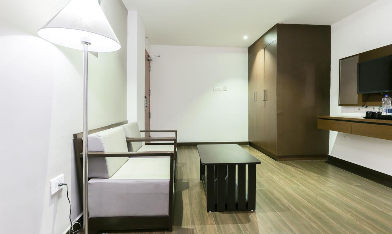Hotel Crown Suites Kochi Eksteriør billede