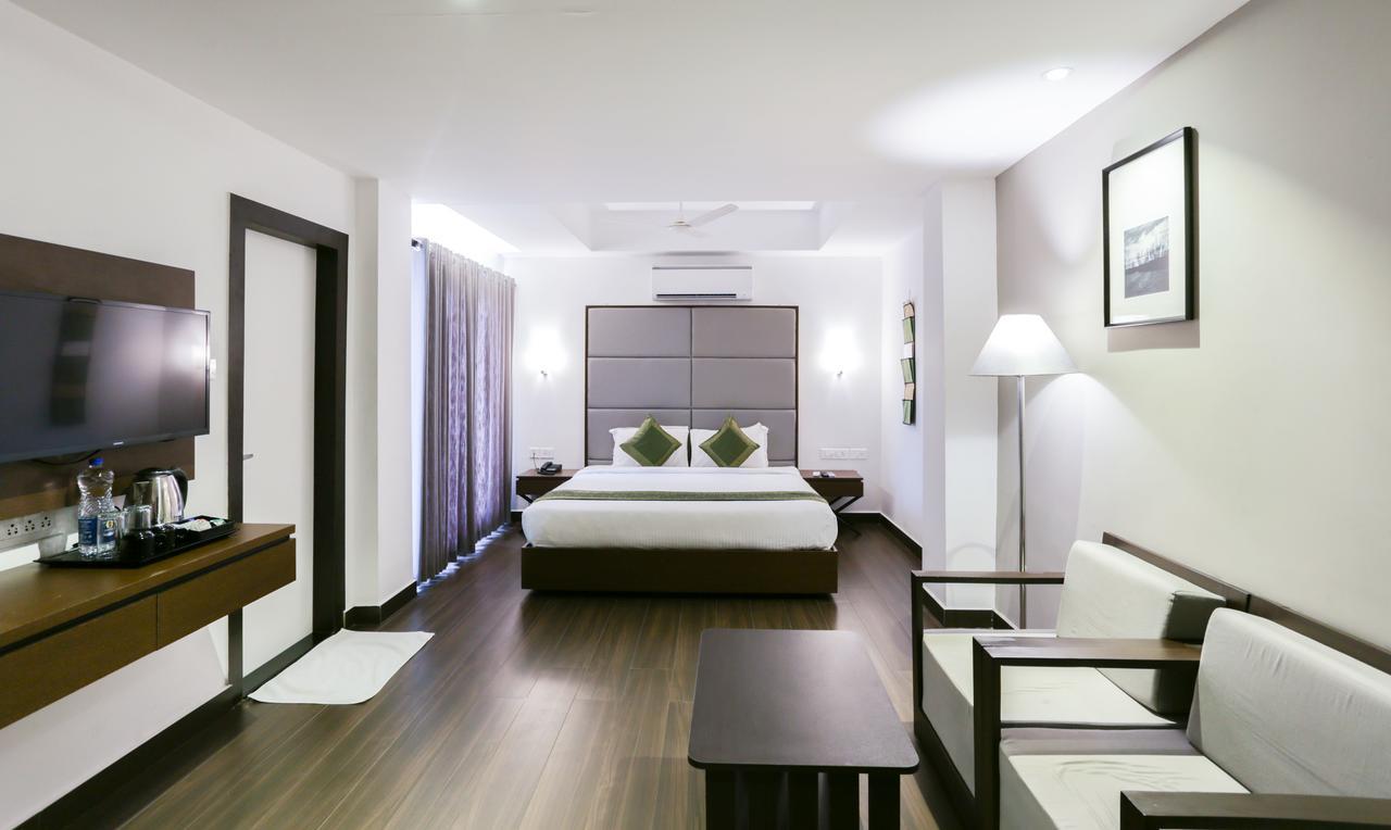 Hotel Crown Suites Kochi Eksteriør billede