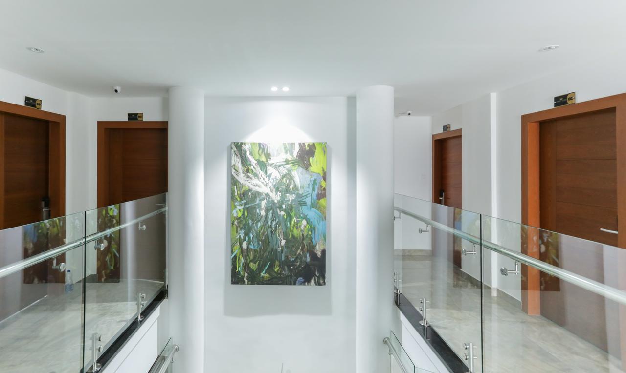 Hotel Crown Suites Kochi Eksteriør billede